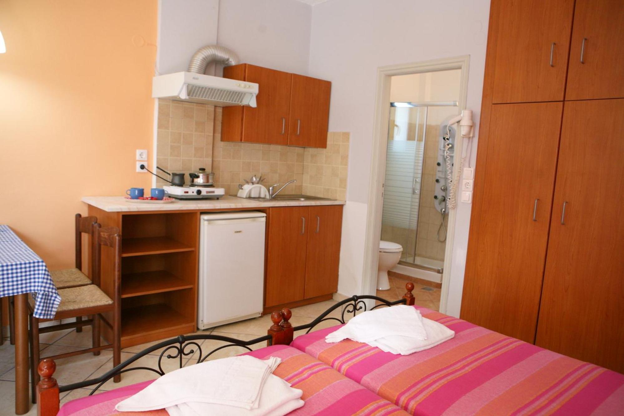 9 Musses Hotel Apartments Szkála Misztegnón Szoba fotó