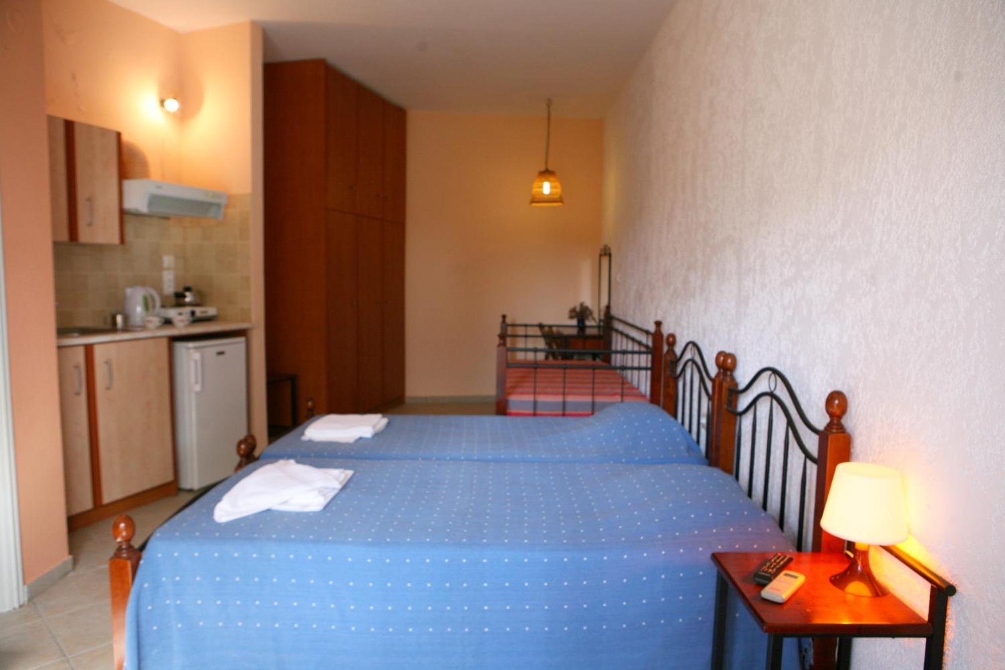 9 Musses Hotel Apartments Szkála Misztegnón Szoba fotó