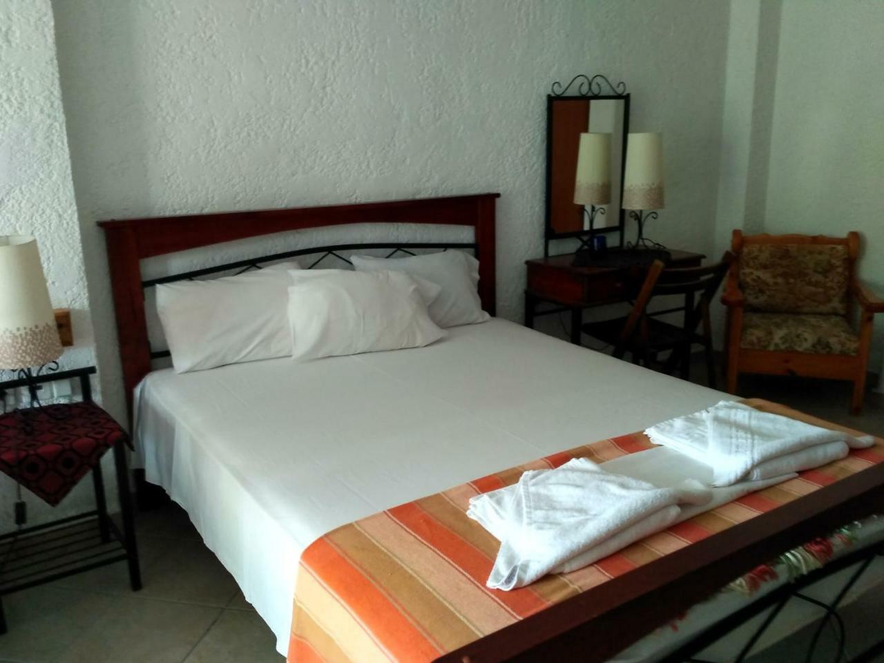 9 Musses Hotel Apartments Szkála Misztegnón Kültér fotó